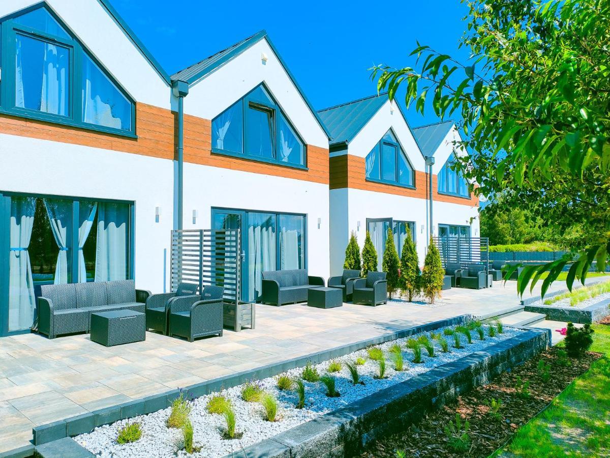 וובה Slonce I Woda Domki Caloroczne, Klimatyzacja, Podgrzewany Basen, Bezplatny Parking מראה חיצוני תמונה